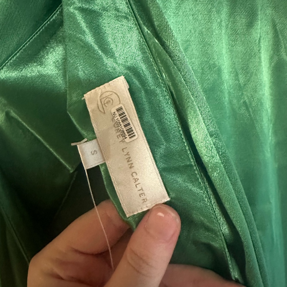 Corey Lynn Calter Green Asymmetrical Gown - Picture 3 of 4